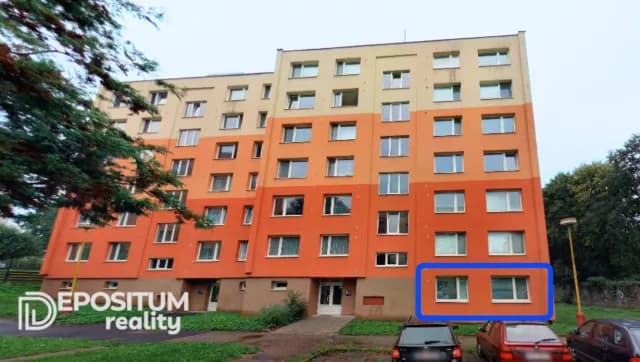 Prostorný přízemní byt u parku