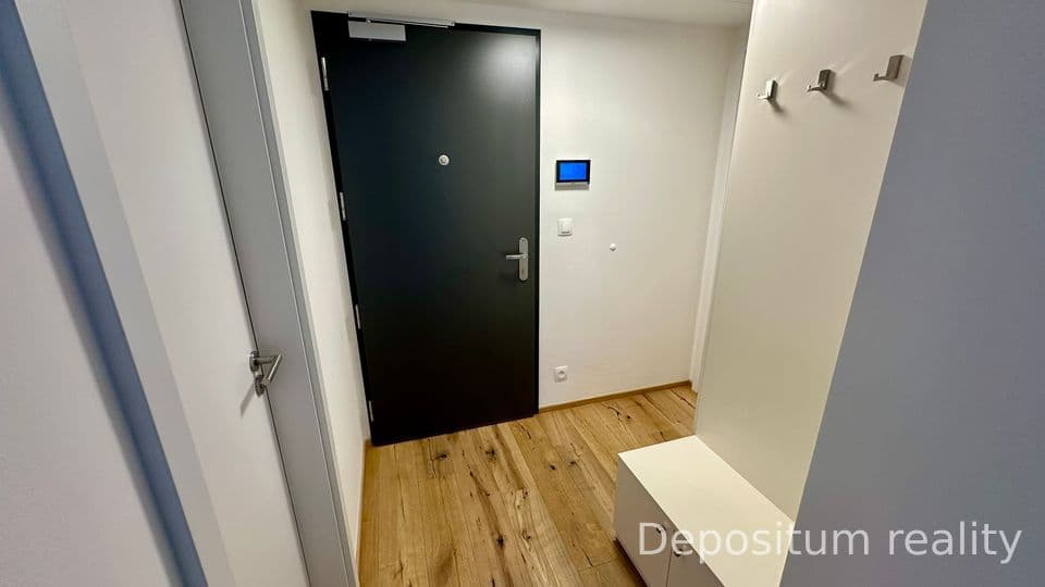 Pronájem bytu 2+kk v Karlíně