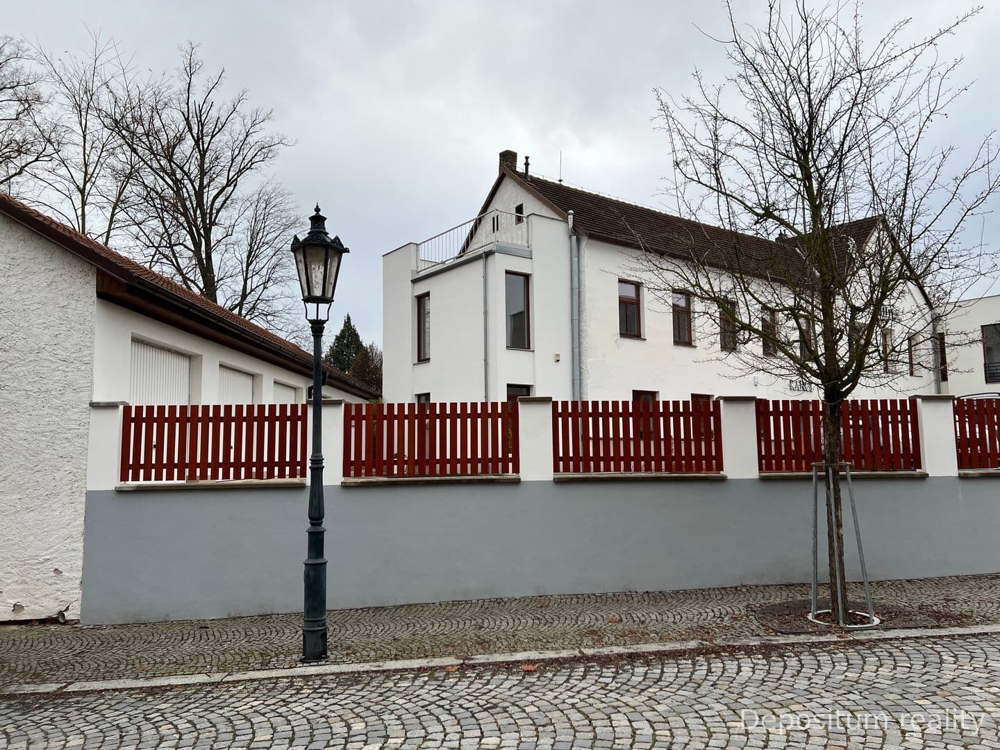 Suterén domu Husovo náměstí