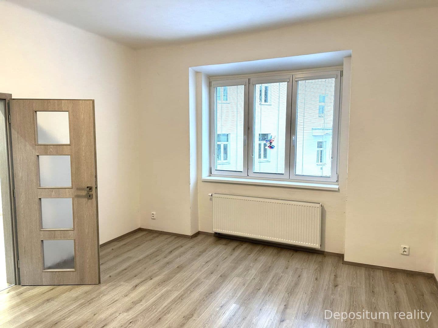 Pronájem bytu 2+1 v klidné části Smíchova