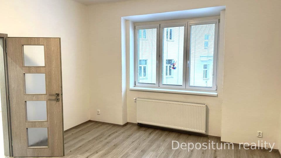 Pronájem bytu 2+1 v klidné části Smíchova